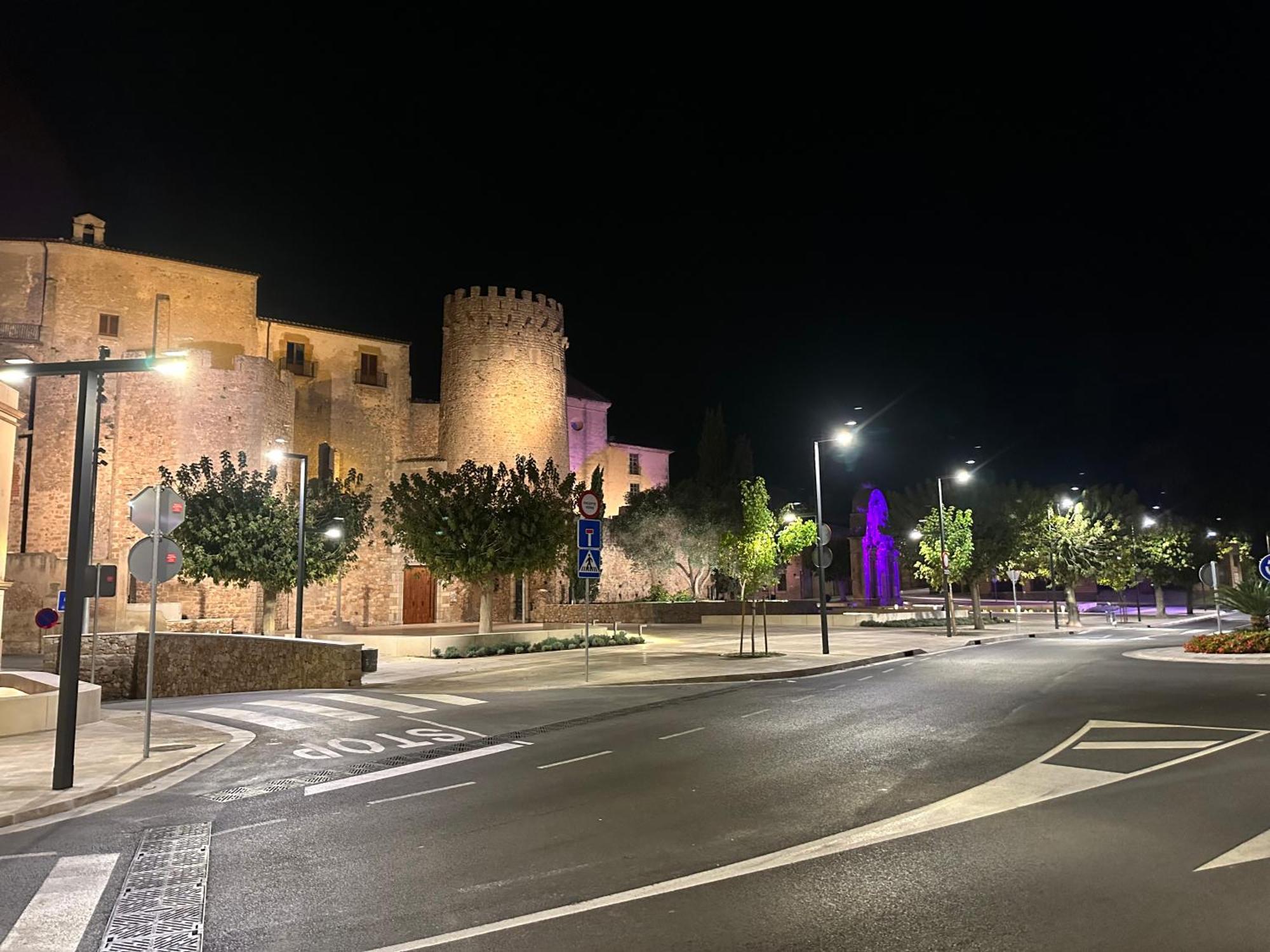 Notaria-Apartamento Y Estudio En Casco Antiguo, Al Lado De Playa, Rambla Y Monasterio, Con Acceso A Terraza Ajardinada Sant Feliu de Guíxols Buitenkant foto