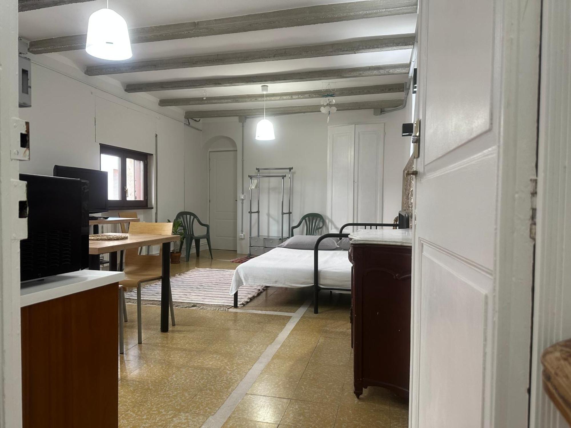 Notaria-Apartamento Y Estudio En Casco Antiguo, Al Lado De Playa, Rambla Y Monasterio, Con Acceso A Terraza Ajardinada Sant Feliu de Guíxols Buitenkant foto