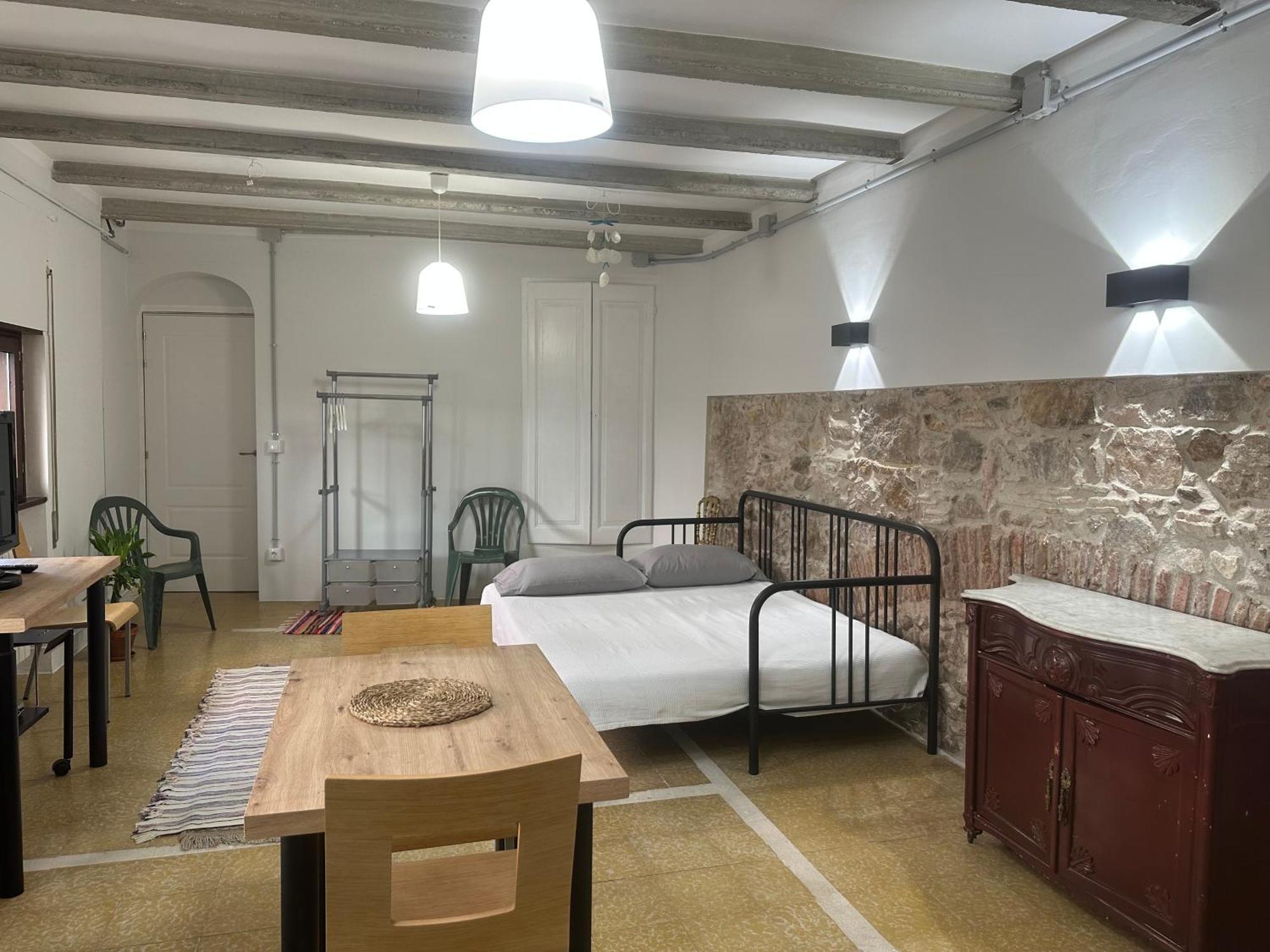 Notaria-Apartamento Y Estudio En Casco Antiguo, Al Lado De Playa, Rambla Y Monasterio, Con Acceso A Terraza Ajardinada Sant Feliu de Guíxols Buitenkant foto
