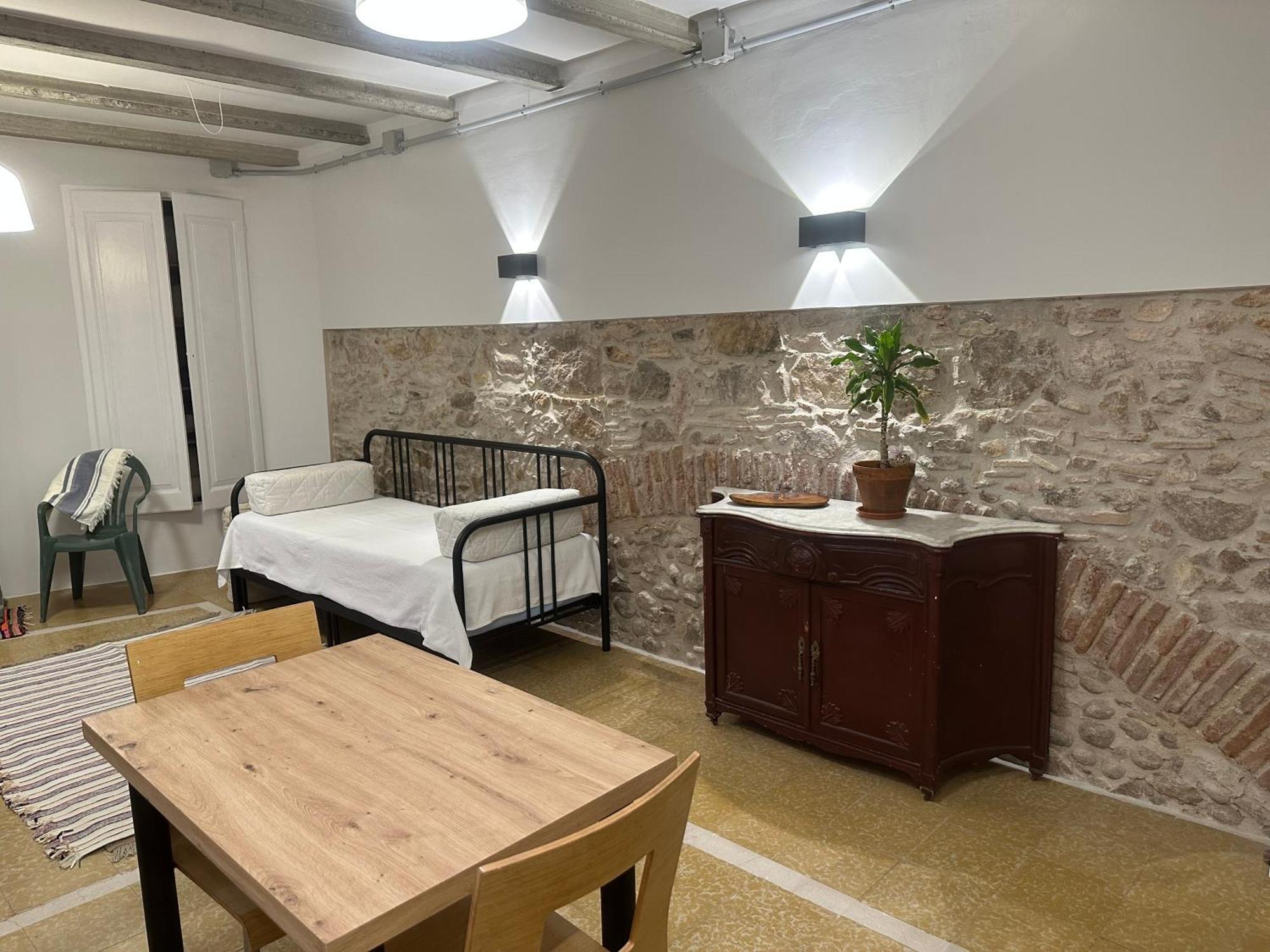 Notaria-Apartamento Y Estudio En Casco Antiguo, Al Lado De Playa, Rambla Y Monasterio, Con Acceso A Terraza Ajardinada Sant Feliu de Guíxols Buitenkant foto
