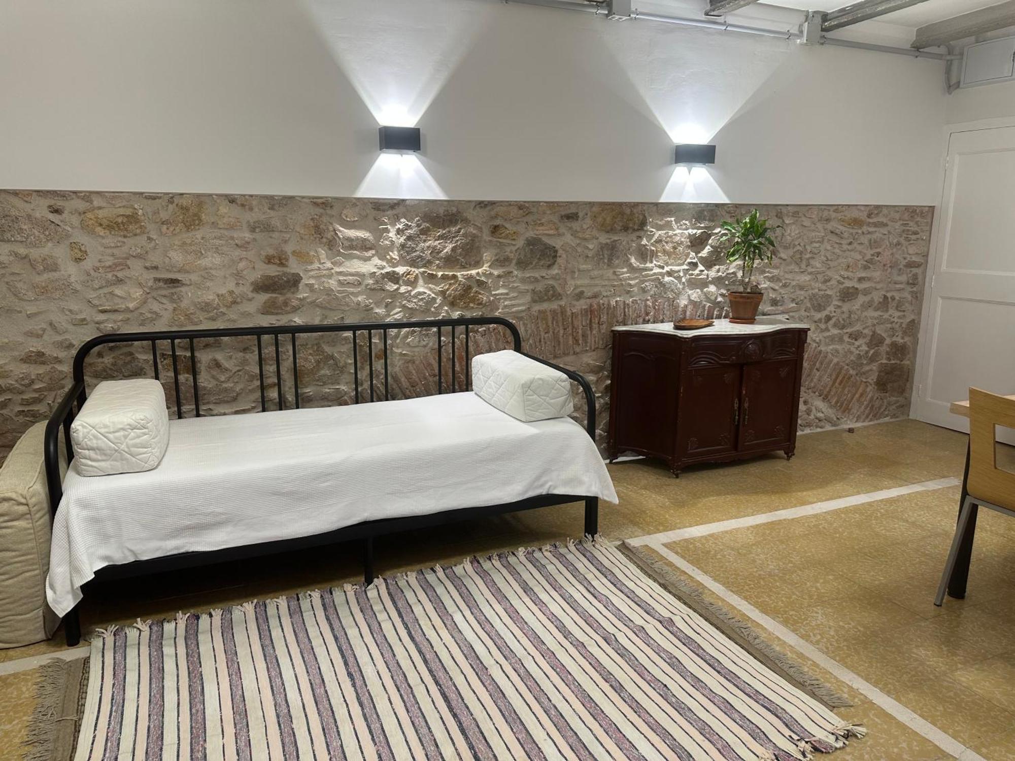 Notaria-Apartamento Y Estudio En Casco Antiguo, Al Lado De Playa, Rambla Y Monasterio, Con Acceso A Terraza Ajardinada Sant Feliu de Guíxols Buitenkant foto
